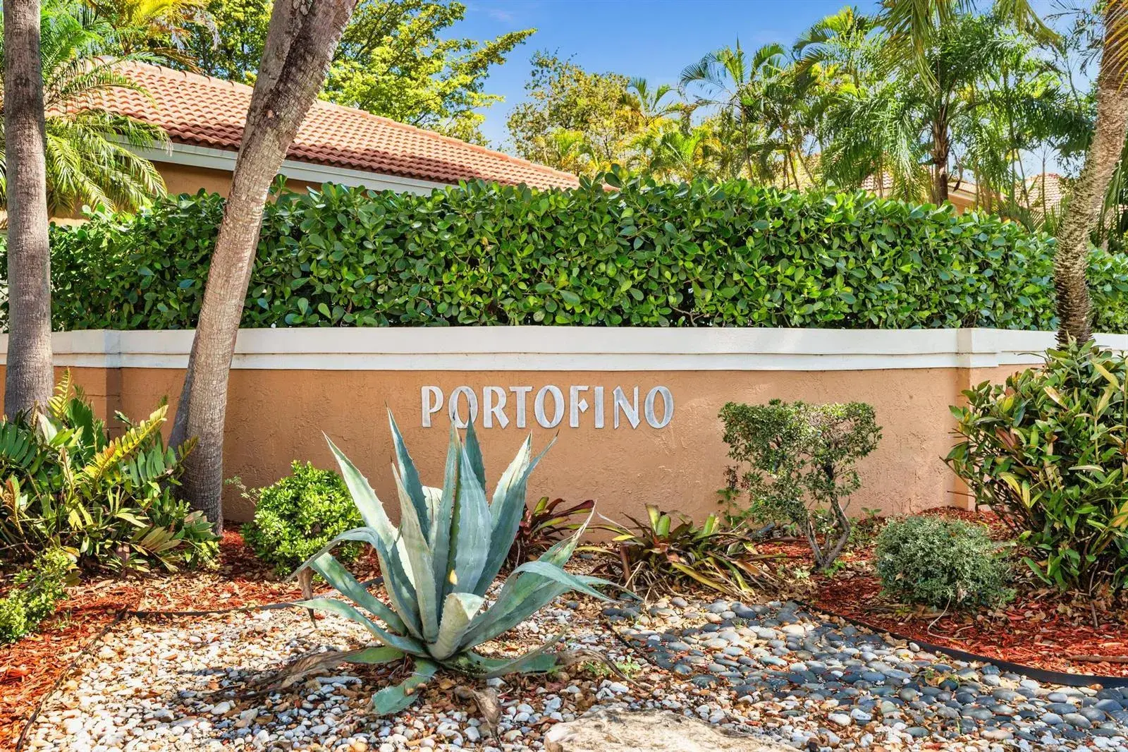 11251 Lakeview Drive # f, Coral Springs FL 33071