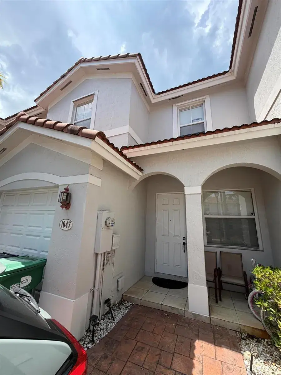 1047 NE 208th Street, Miami FL 33179