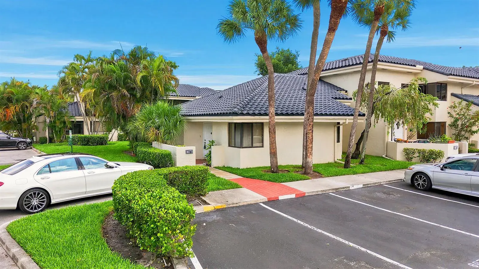 8073 NW 15th Manor # 8073, Plantation FL 33322