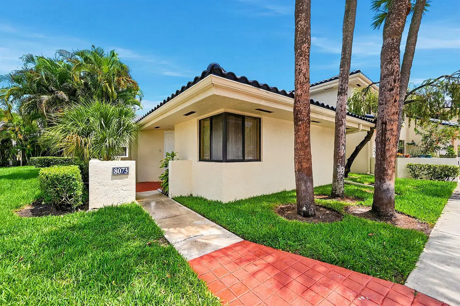 8073 NW 15th Manor # 8073, Plantation FL 33322