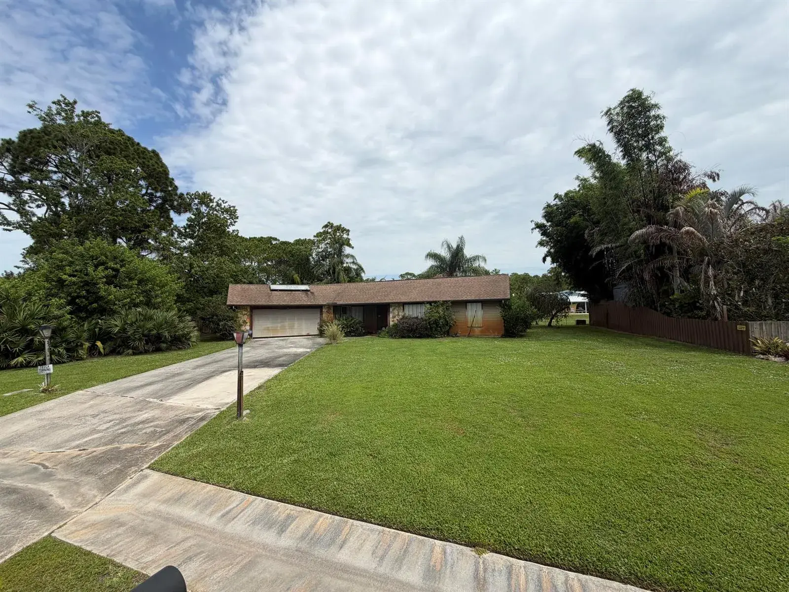 1321 SW Nikoma Street, Palm City FL 34990