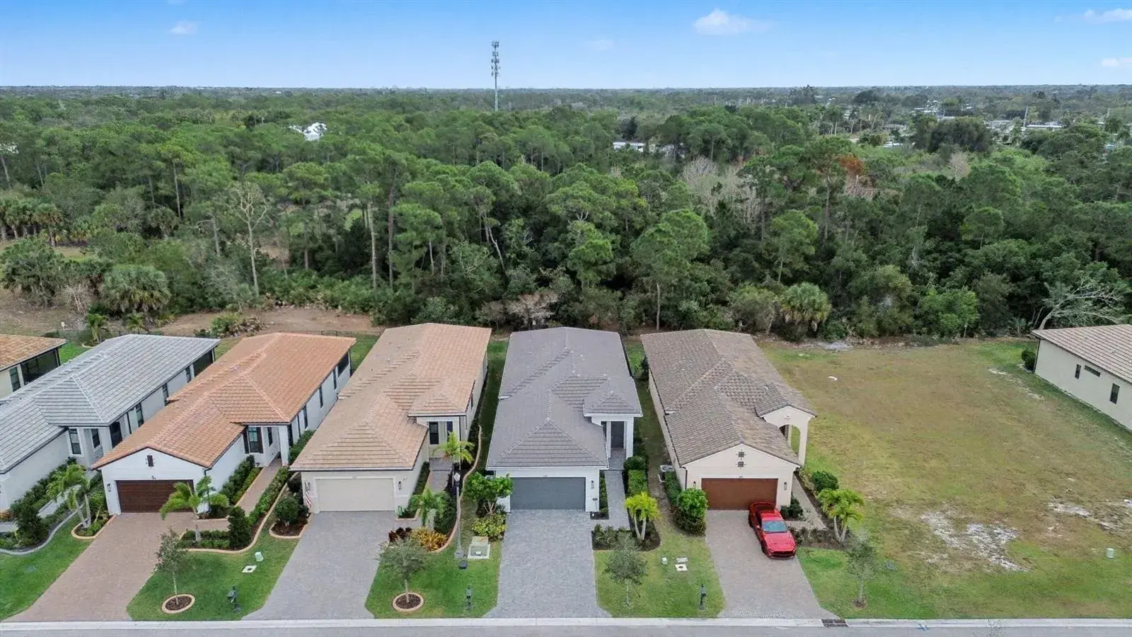 176 SE Via Sangro, Port St. Lucie FL 34952