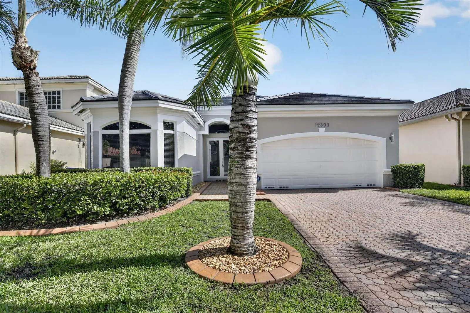 19303 SW 60th Court, Pembroke Pines FL 33332