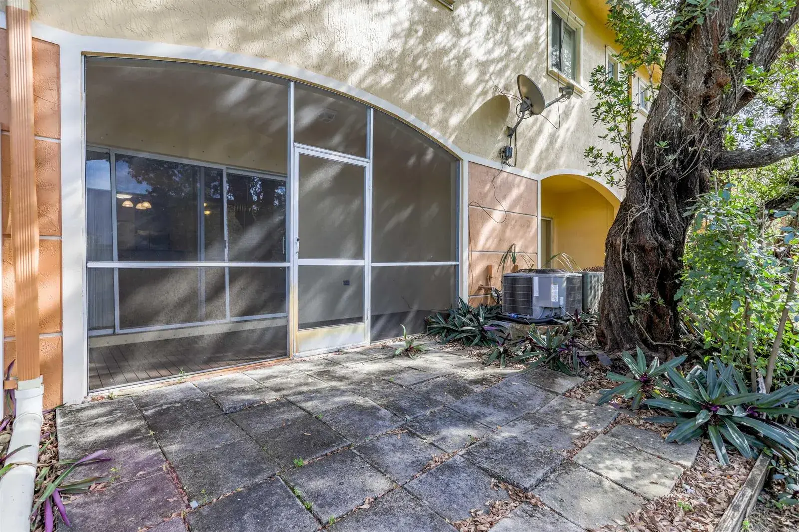 6527 Catalina Lane, Tamarac FL 33321