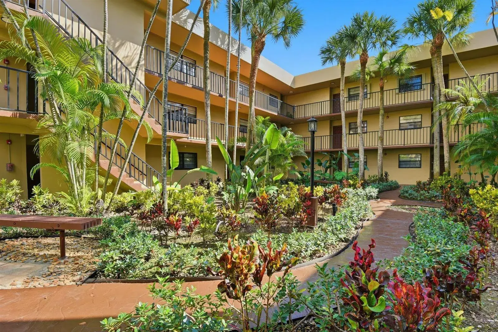 2 bedroom 2 bath Residential for sale at 10875 SW 112th Avenue # 202, Miami FL 33176