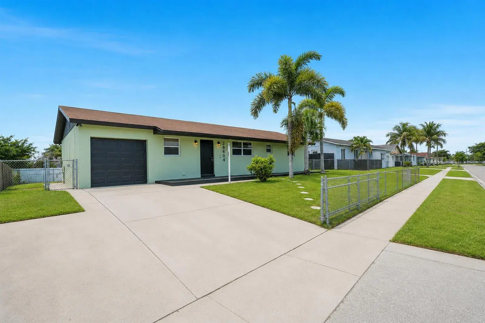4 bedroom 4 bath for sale at 26604 SW 124th Court, Homestead FL 33032