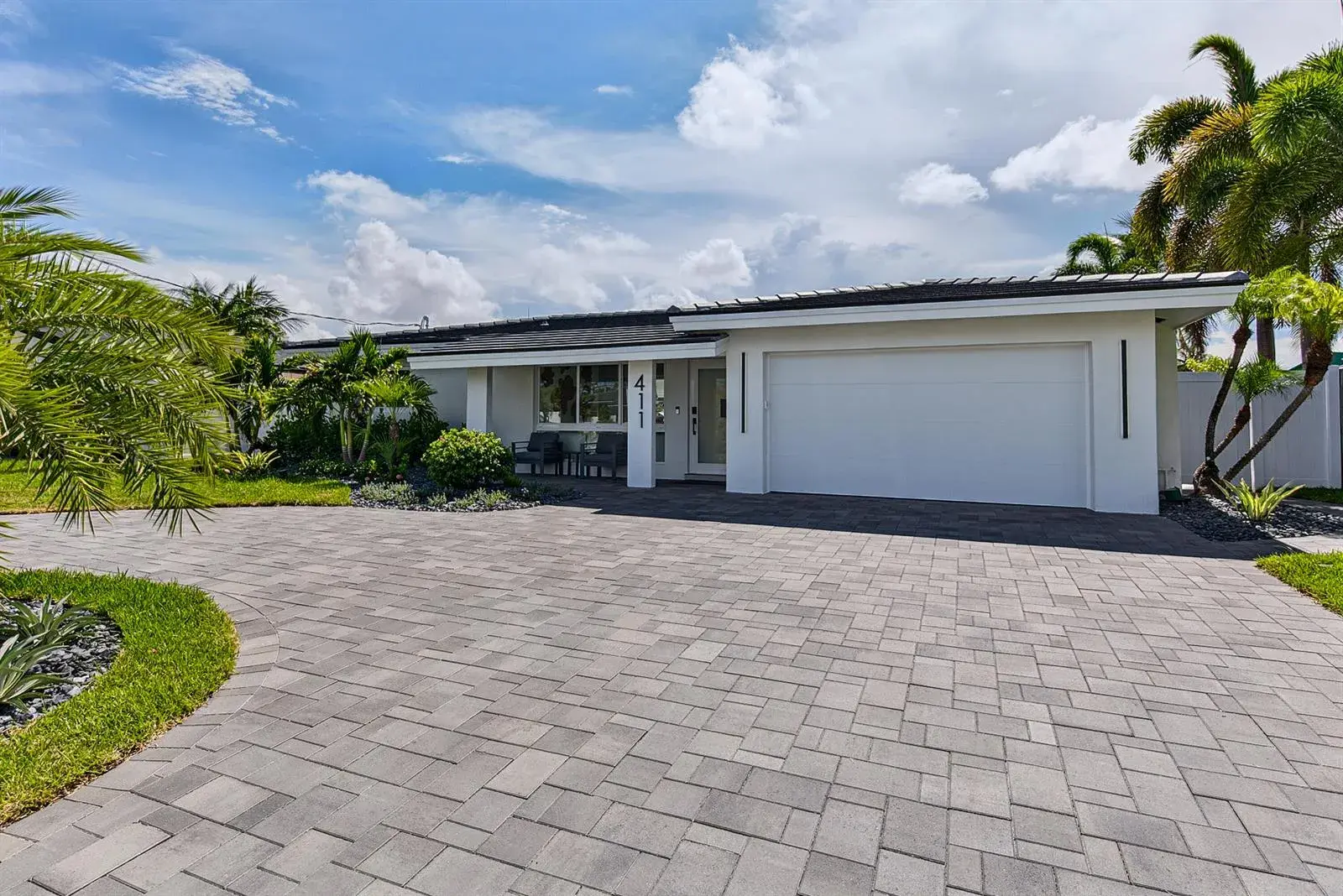 3 bedroom 2 bath Residential for sale at 411 SE 2nd Avenue, Pompano Beach FL 33060