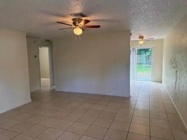 4911 Gulfstream Road, Lake Worth FL 33460