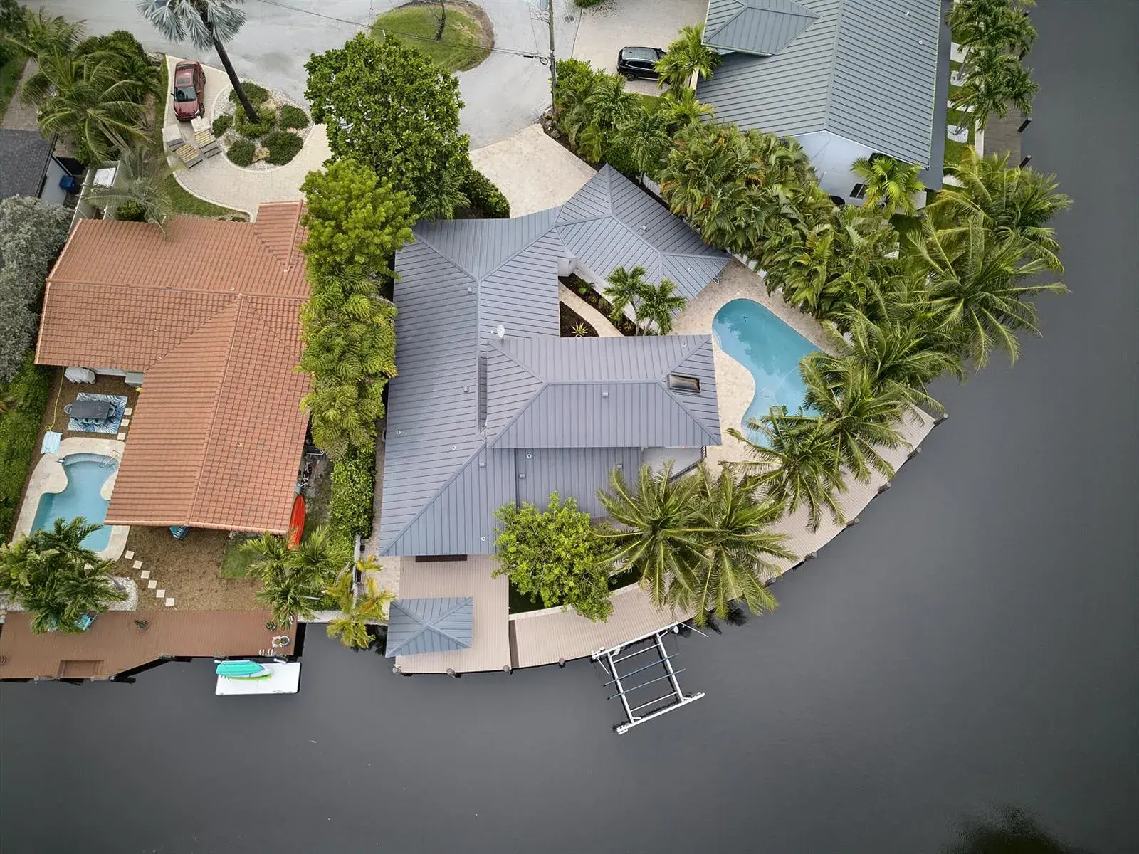 2056 NE 21st Court, Wilton Manors FL 33305