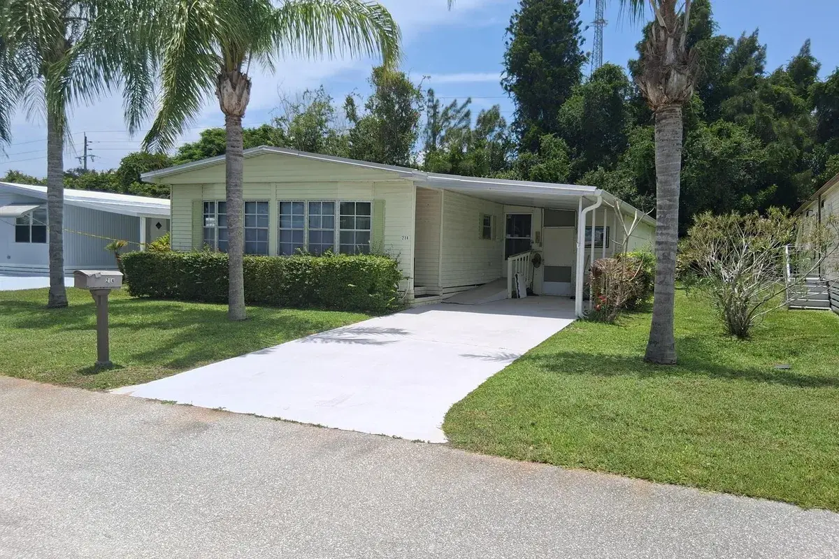 214 W Caribbean, Port St. Lucie FL 34952