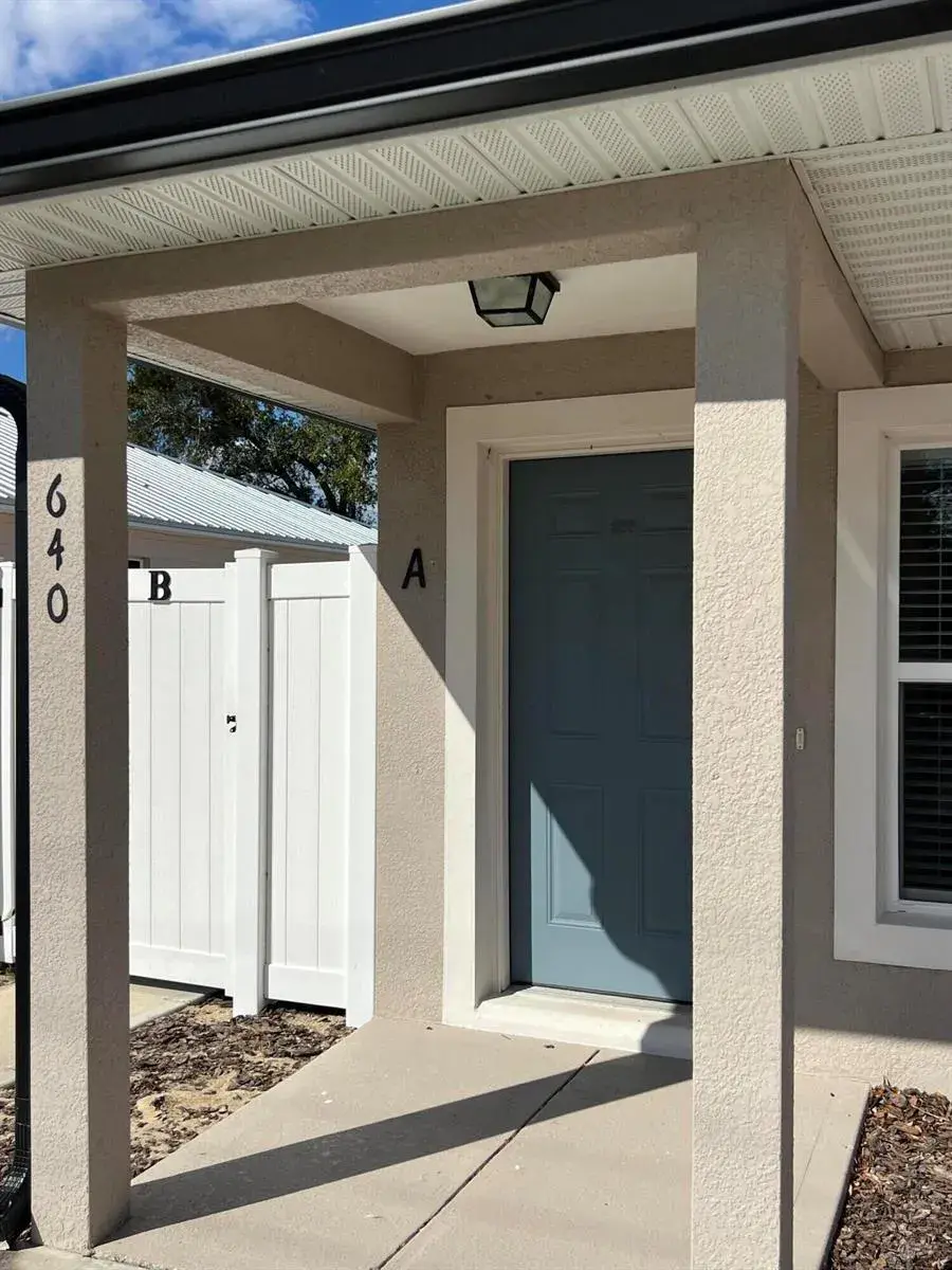 640 E Grapefruit Avenue, FL 33850