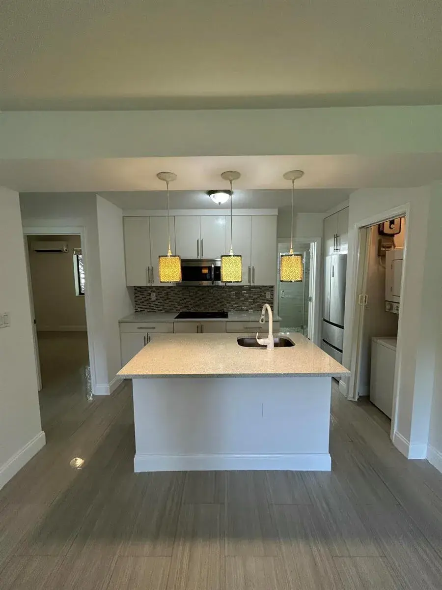 914 NE 15th Avenue # 2, Fort Lauderdale FL 33304