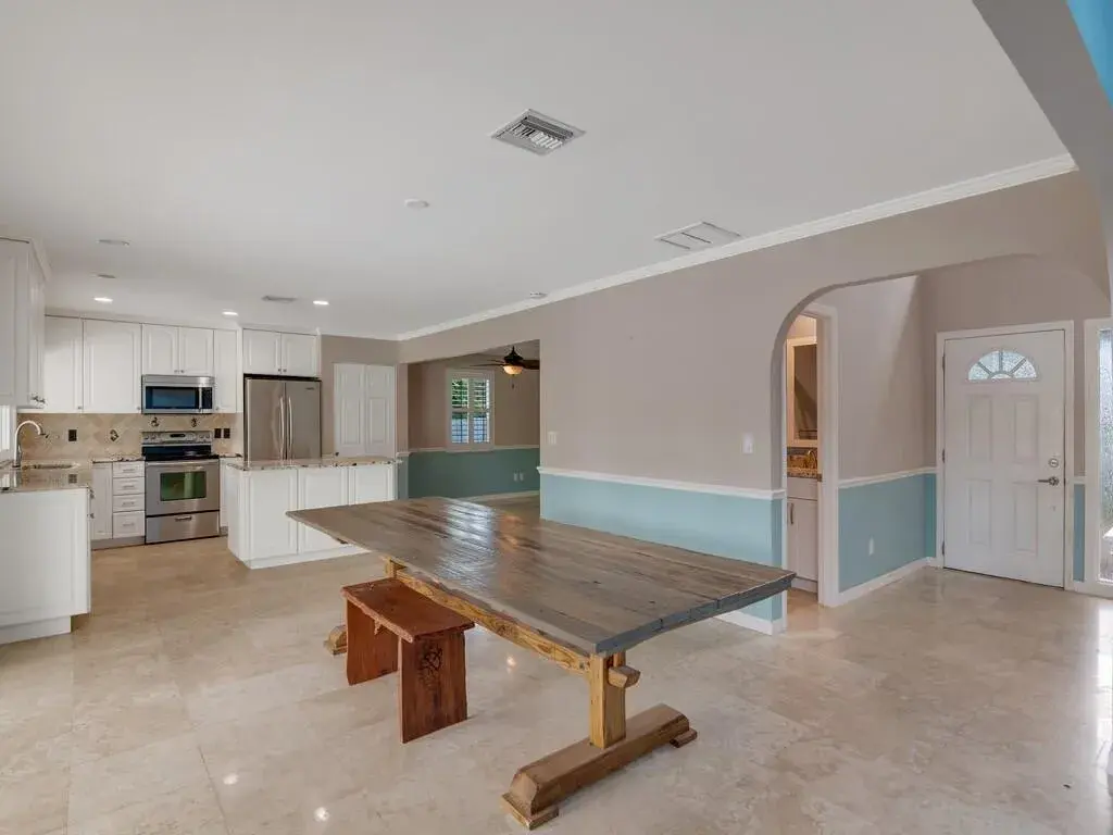 721 Shore Drive, Vero Beach FL 32963