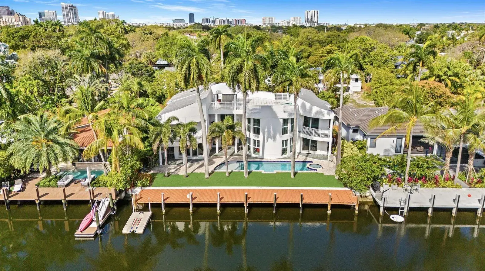 450 Victoria Terrace, Fort Lauderdale FL 33301