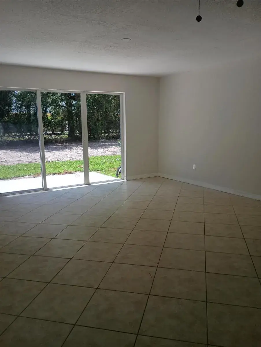 203 Southland Drive # A, Fort Pierce FL 34982