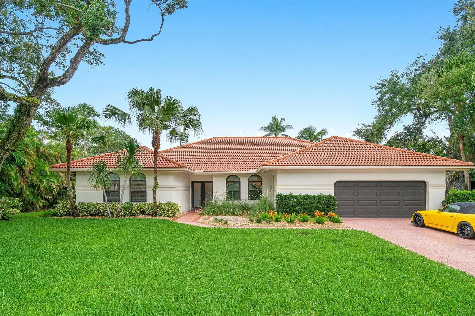 3 bedroom 4 bath for sale at 3615 SW 24th Lane, Delray Beach FL 33445