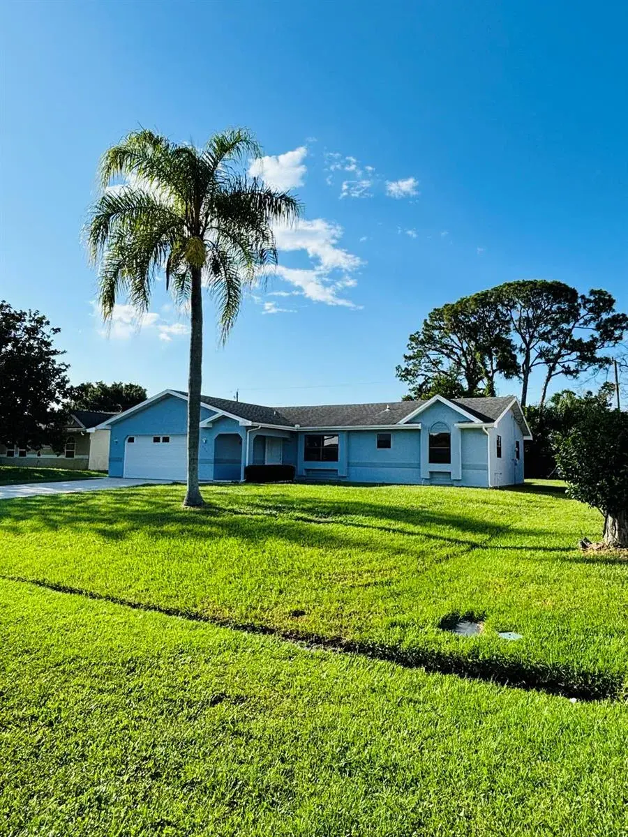 337 NW Tyler Avenue, Port St. Lucie FL 34983