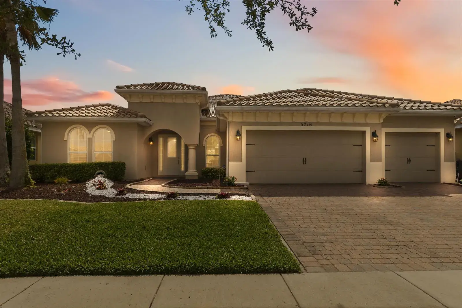 3716 Paradiso Circle, Kissimmee FL 34746
