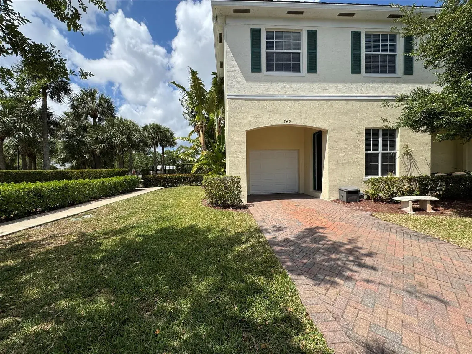 3 bedroom 2 bath Residential for sale at 749 SW 3rd Avenue, Pompano Beach FL 33060