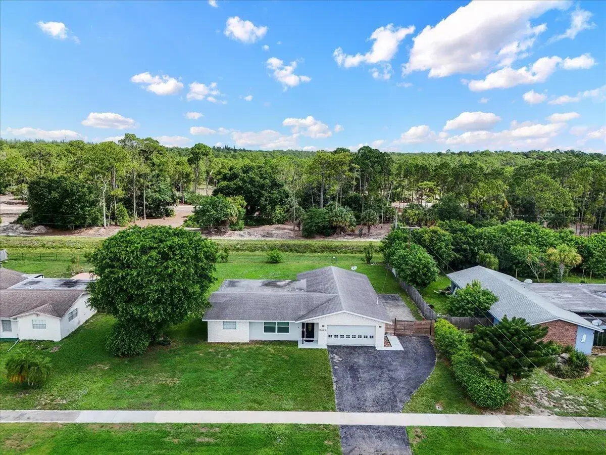 7423 Oakmont Drive, FL 33467