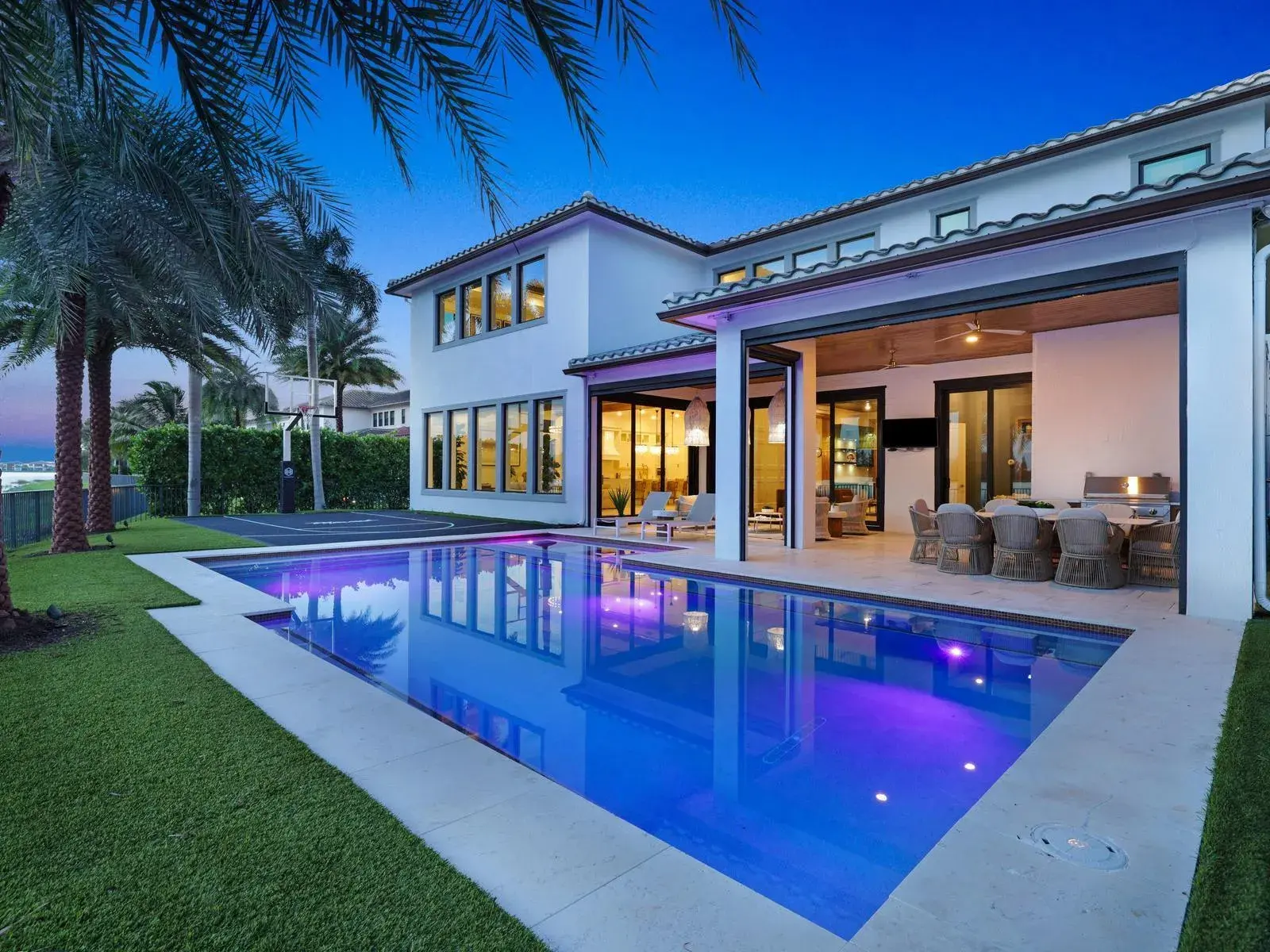 5 bedroom 5 bath for sale at 8785 Parkland Bay Drive, Parkland FL 33076