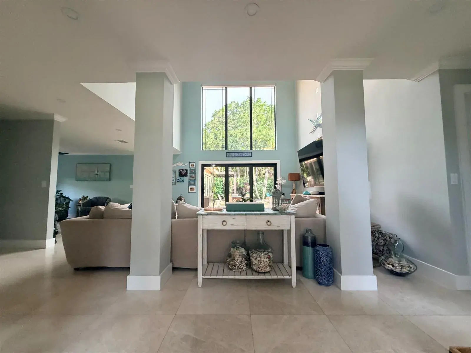 3041 Perriwinkle Circle, Davie FL 33328