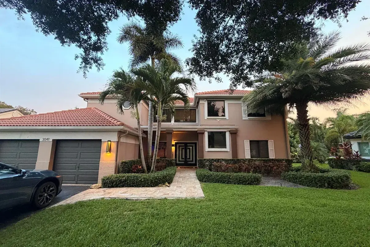 3041 Perriwinkle Circle, Davie FL 33328