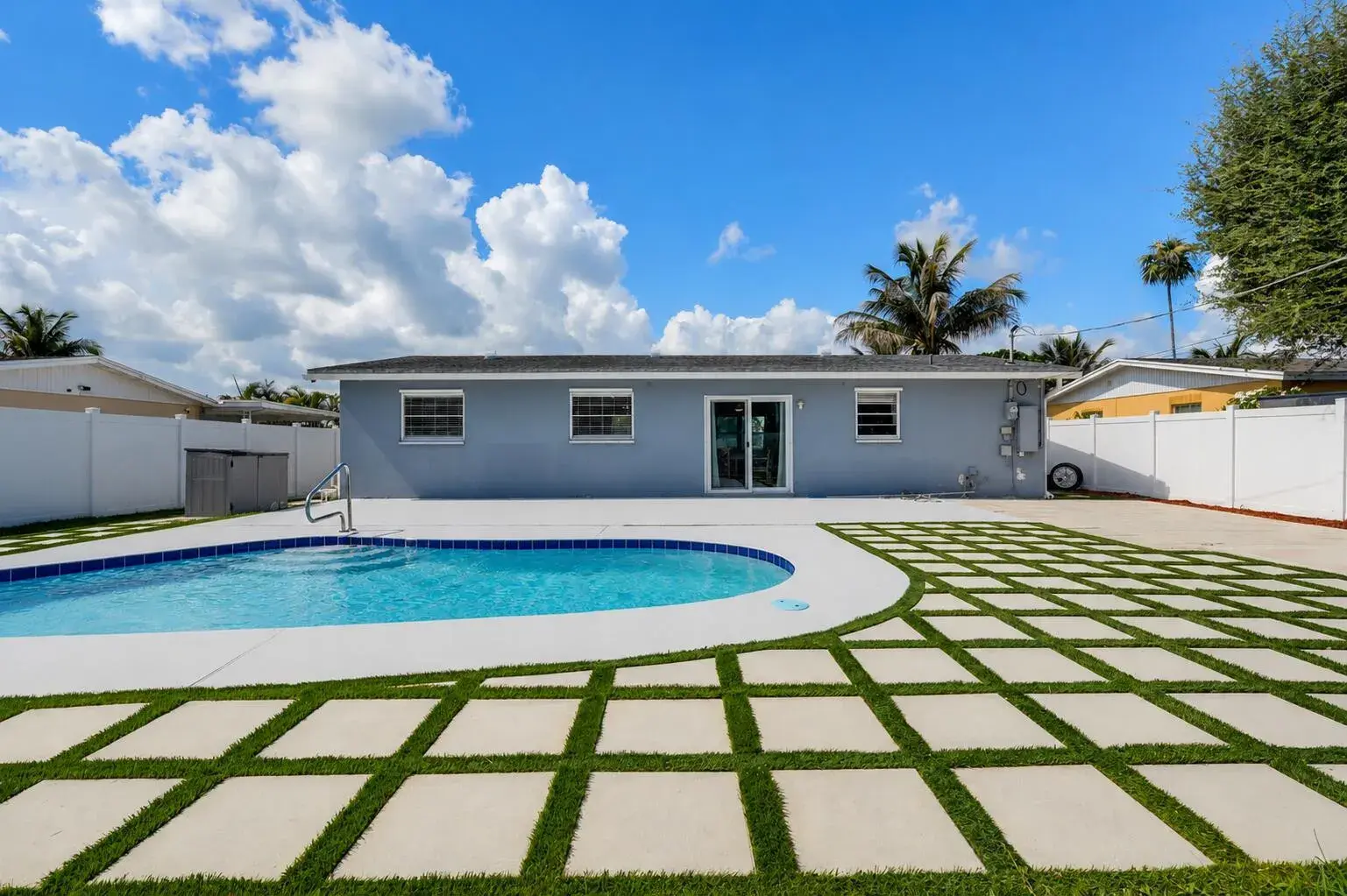 6091 Fair Green Road, West Palm Beach FL 33417