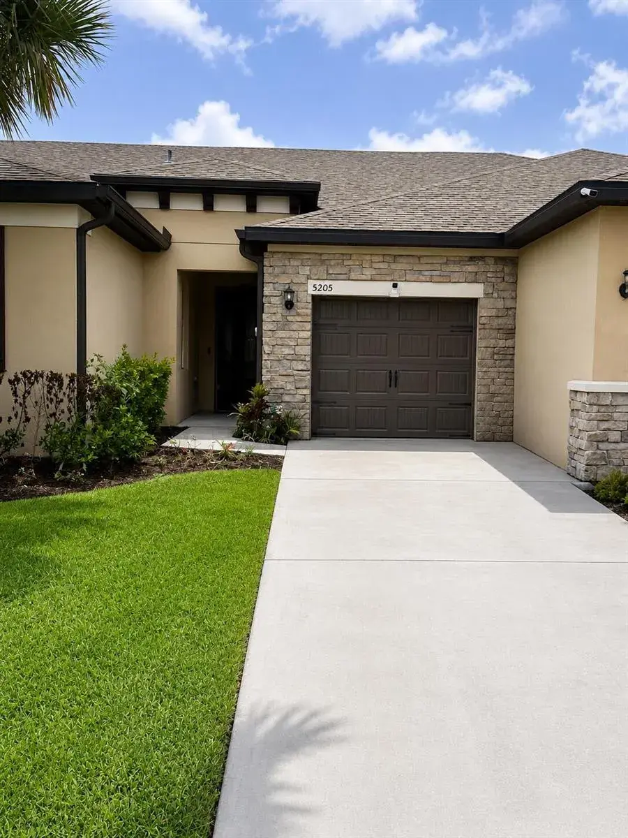 3 bedroom 2 bath Residential for sale at 5205 Jovial Court, Fort Pierce FL 34947
