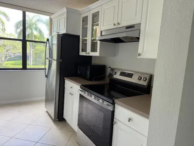 500 Egret Circle # 8211, Delray Beach FL 33444