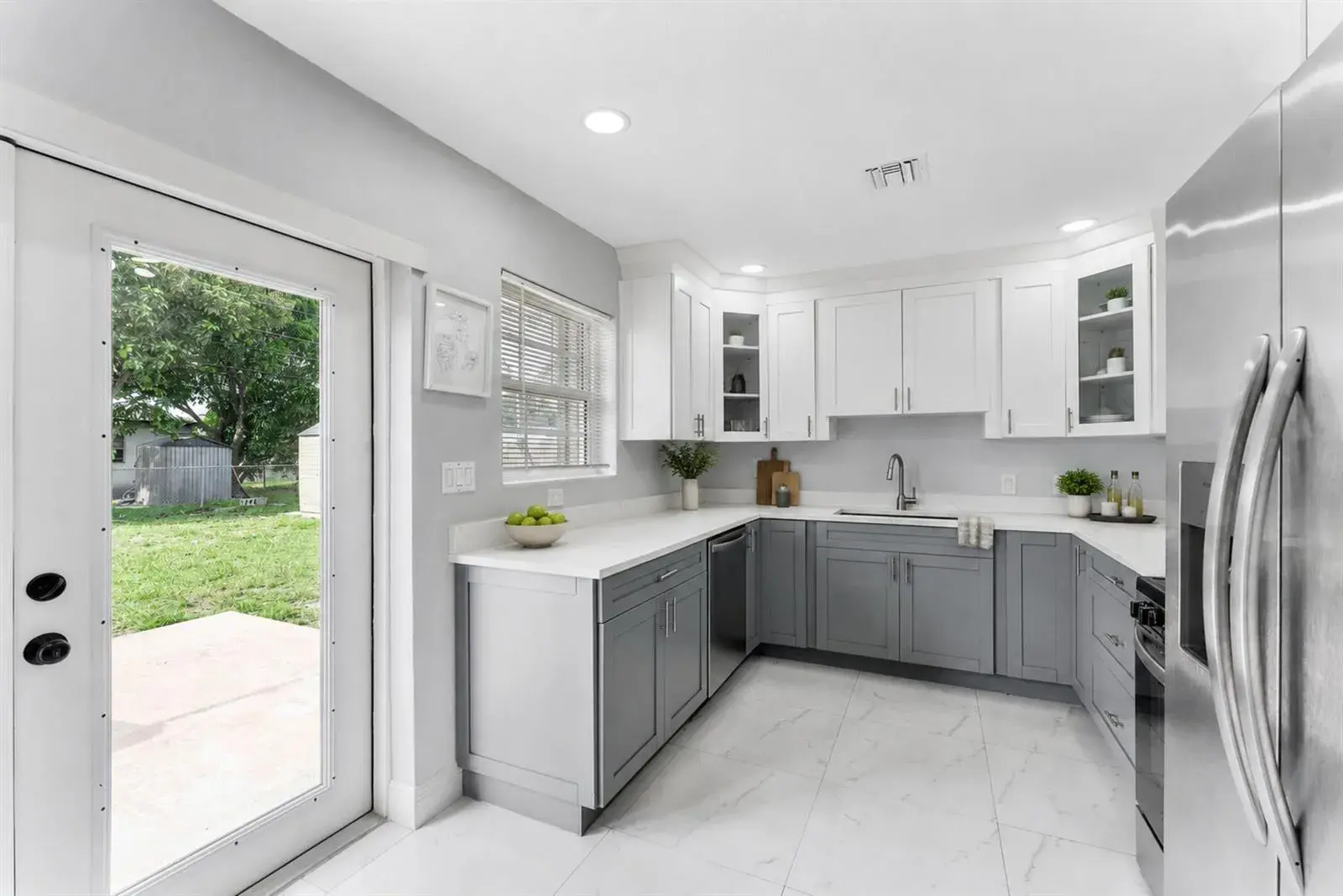 6501 SW 15th Court, North Lauderdale FL 33068