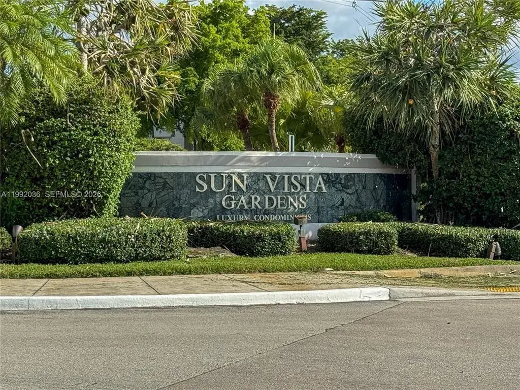 5672 Rock Island Road # 266, Tamarac FL 33319
