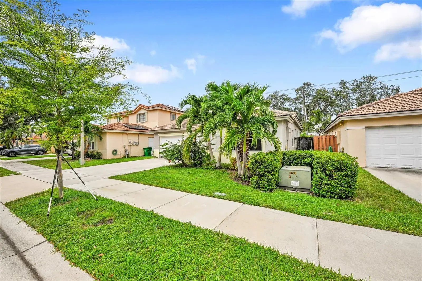 13761 N Garden Cove Circle, Davie FL 33325