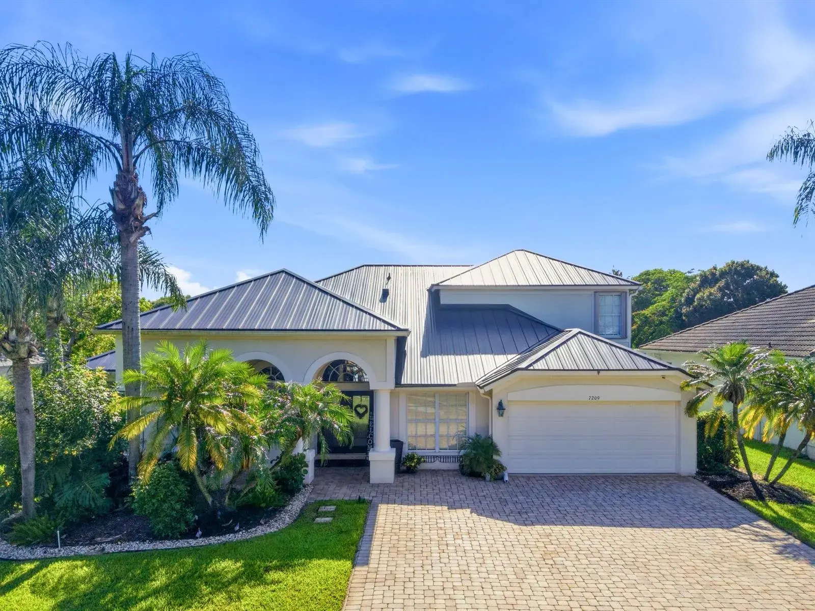 6 bedroom 4 bath for sale at 7209 Serrano Terrace, Delray Beach FL 33446