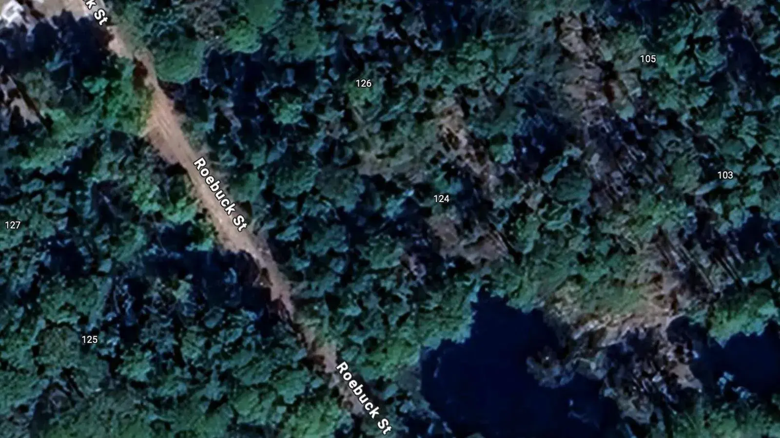 124 Roebuck Street, FL 32139