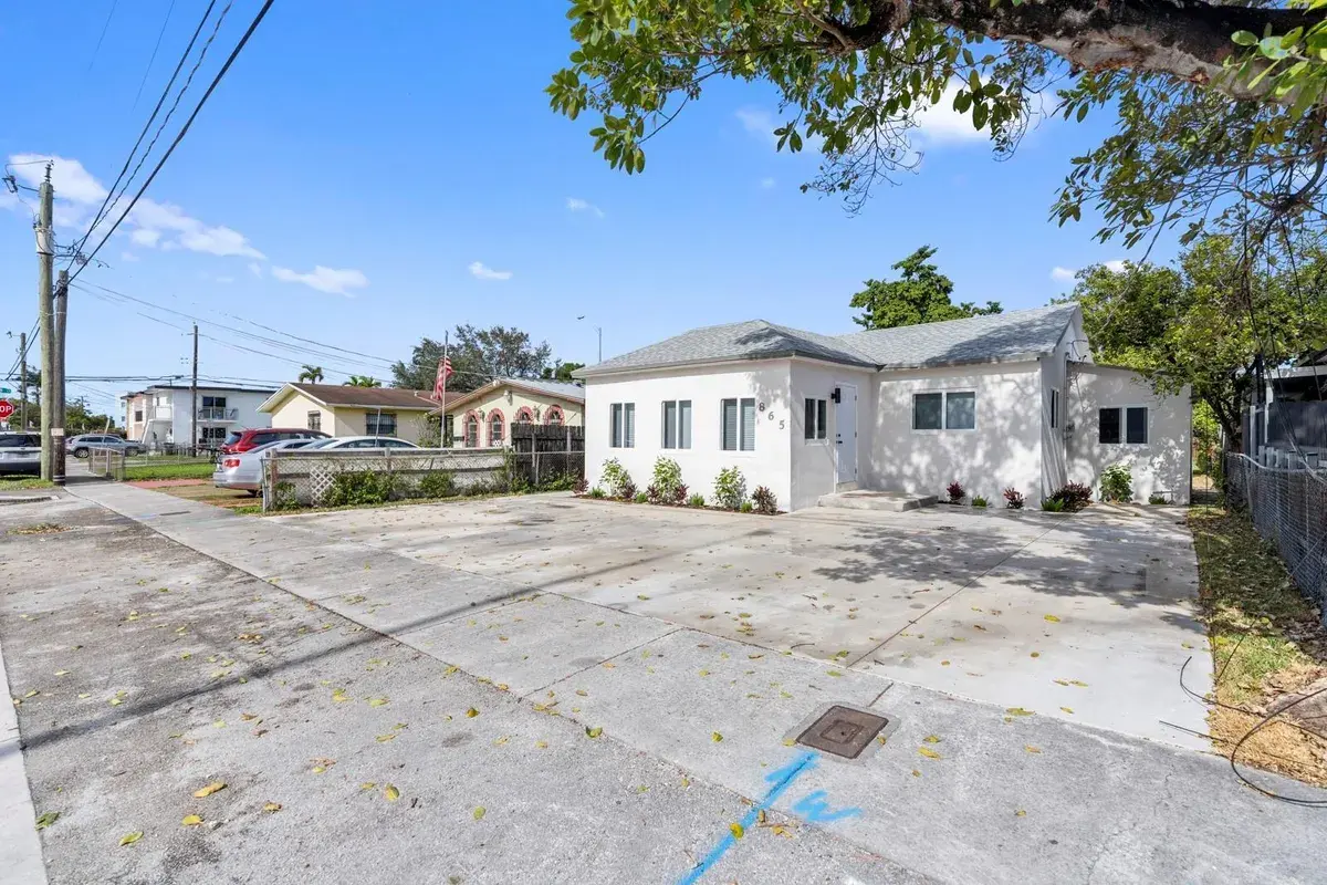 865 SE 12th Street # A, Hialeah FL 33010