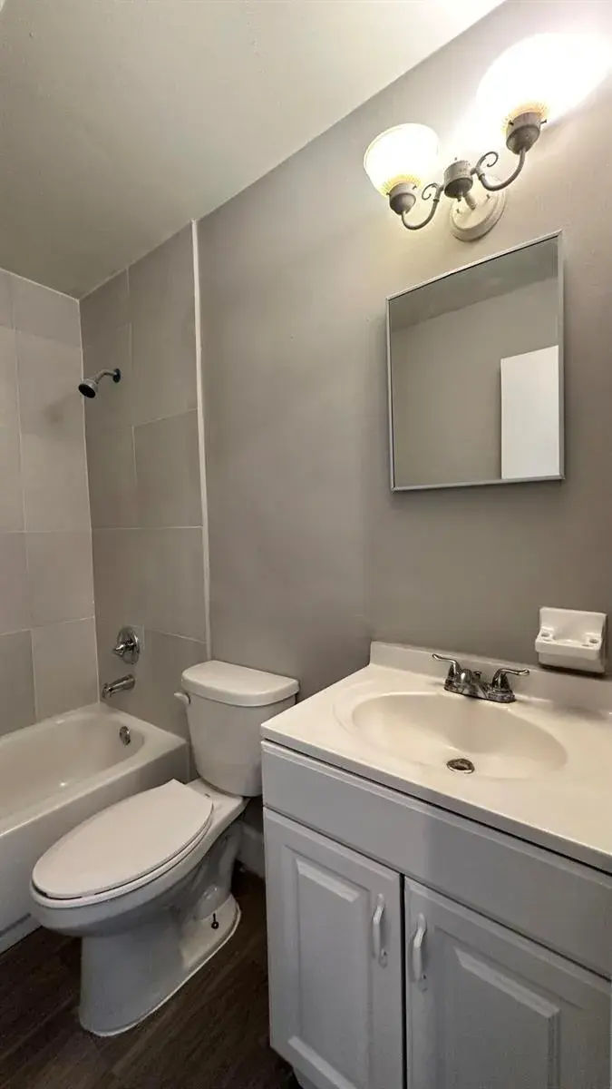 105 NE 6th Avenue, Boynton Beach FL 33435