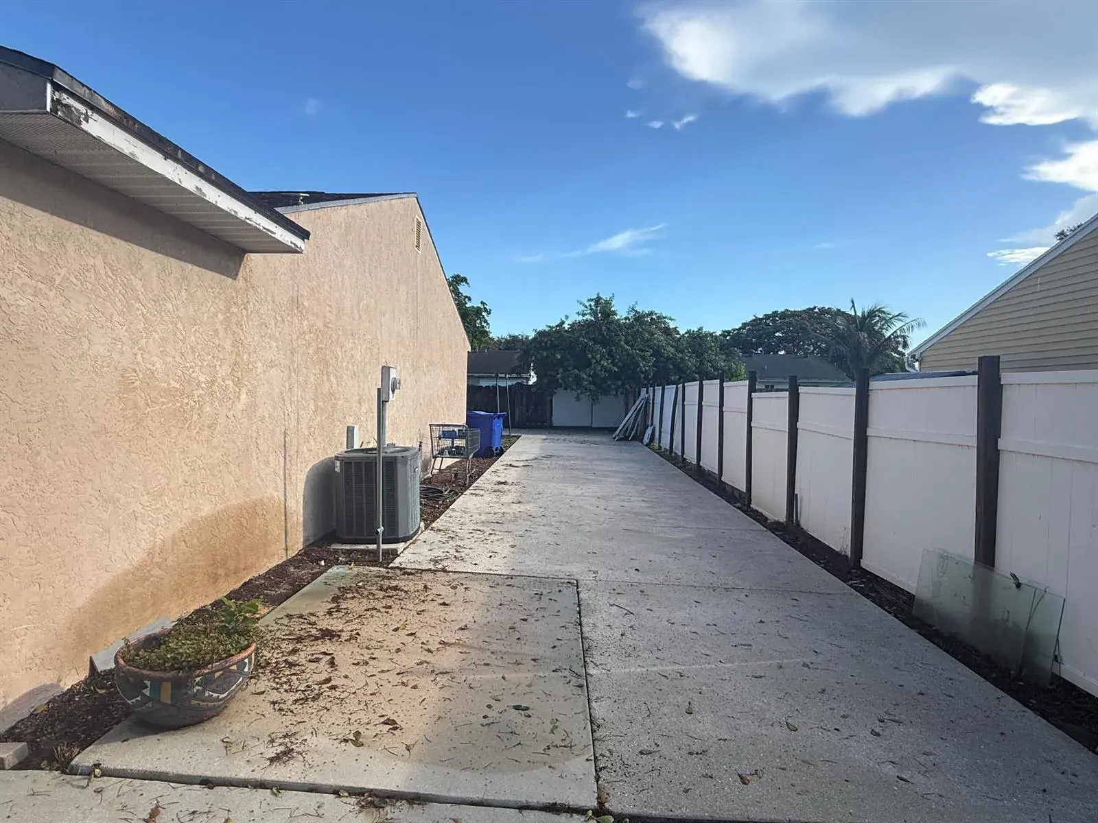 10685 Bobbie Lane, Royal Palm Beach FL 33411