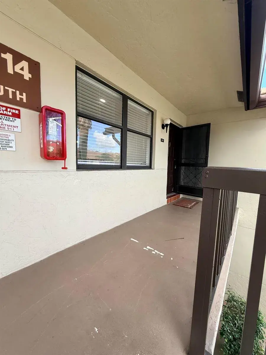 7714 Tahiti Lane # 203, FL 33467