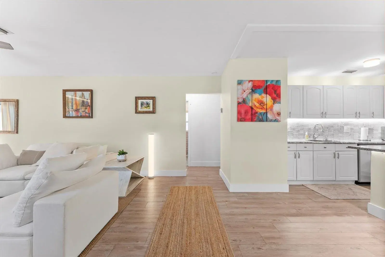 636 NE 16th Court, Fort Lauderdale FL 33305