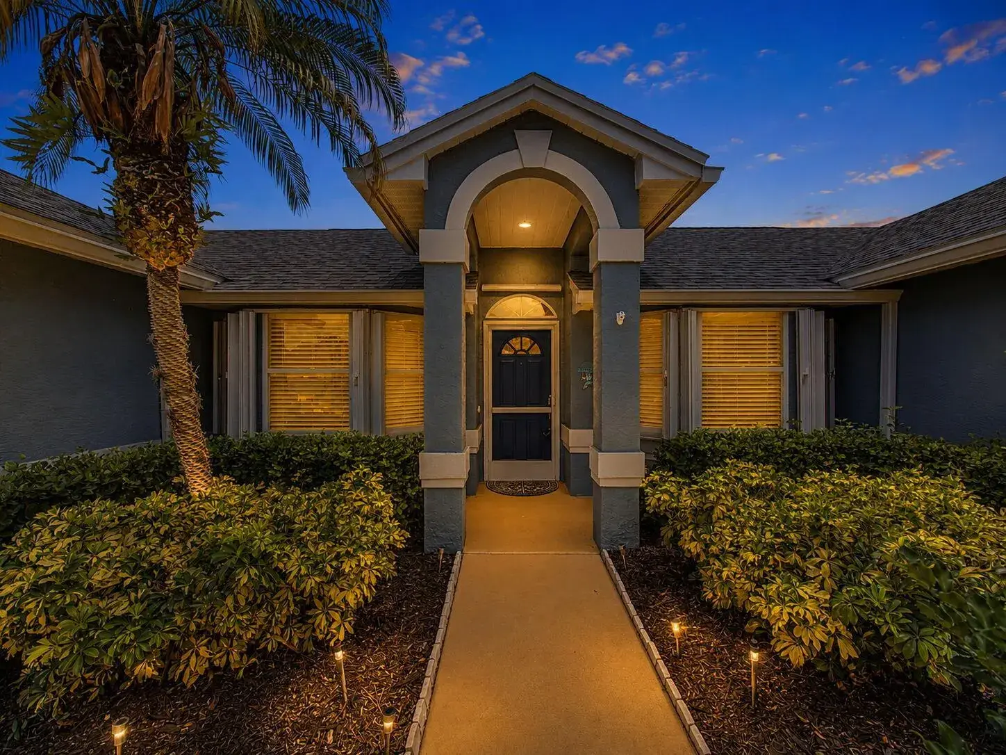 2 bedroom 2 bath for sale at 371 NW Sherry Lane, Port St. Lucie FL 34986