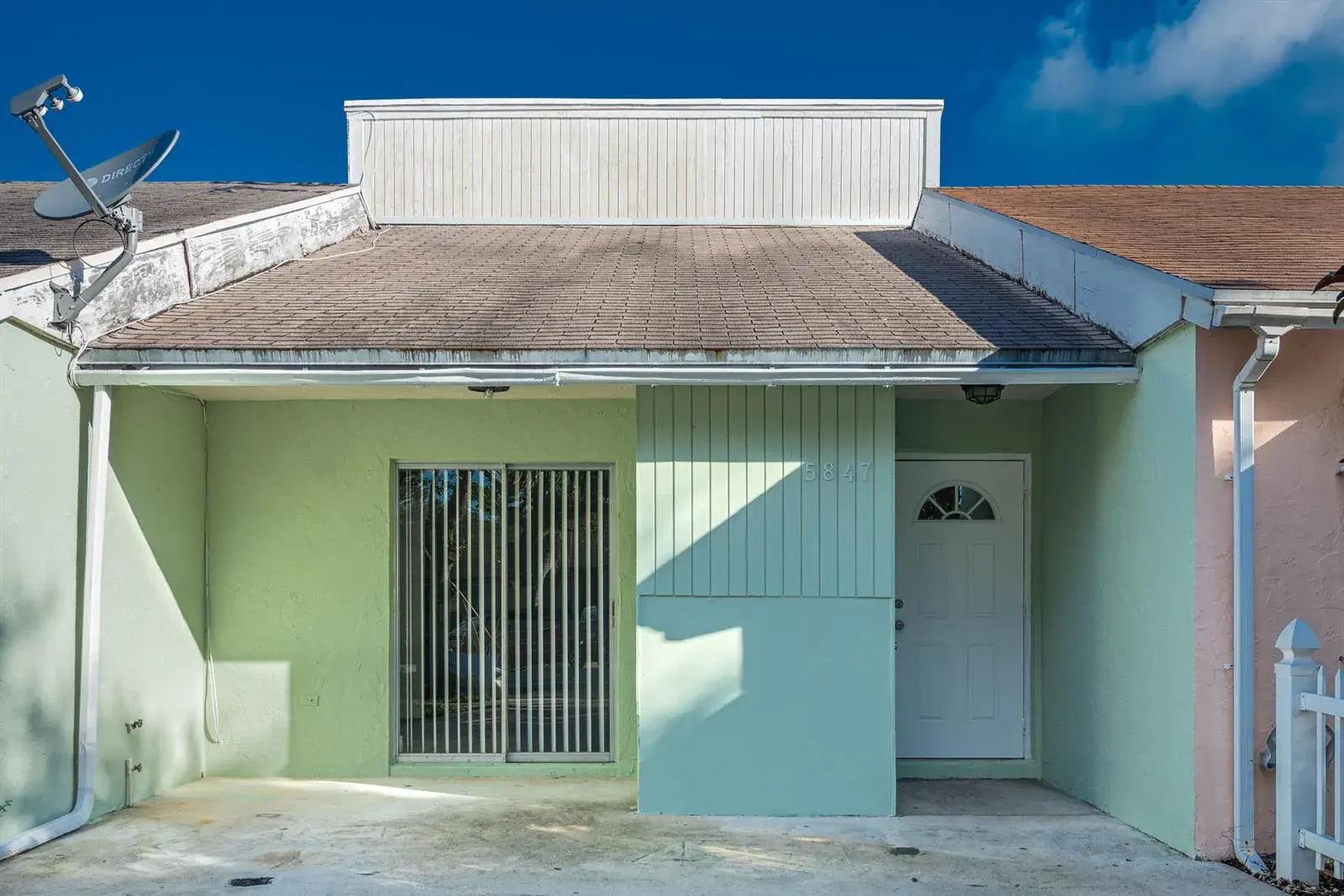 5847 S 37th Street, FL 33463