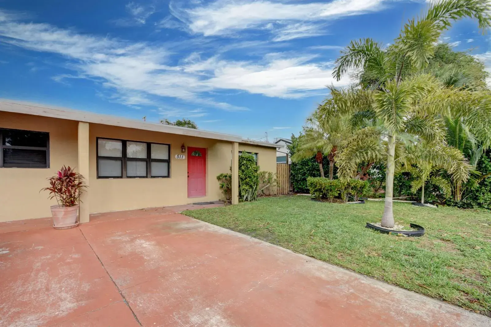 511 Minnesota Street, Lantana FL 33462 photo 2
