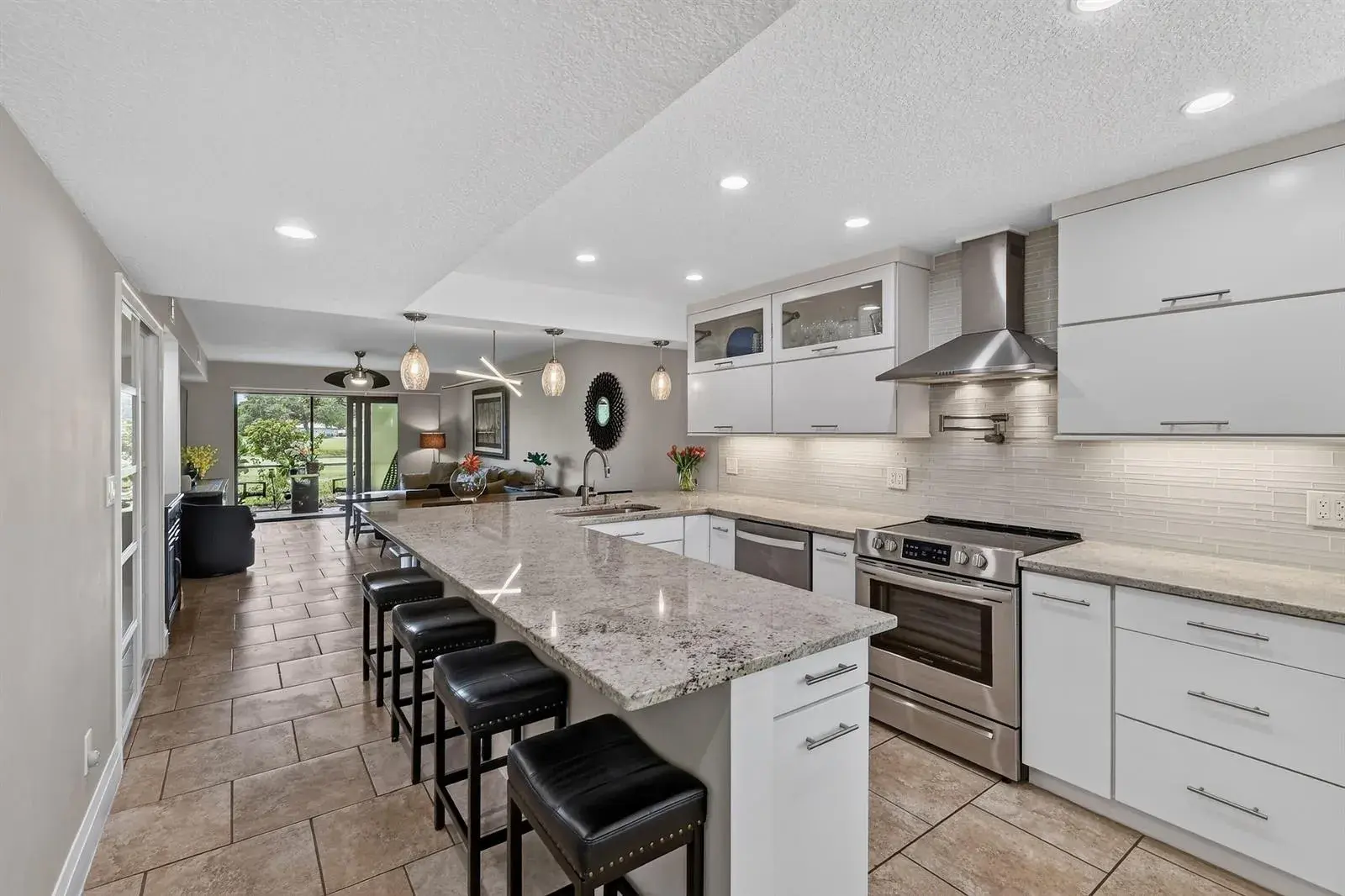 2 bedroom 2 bath for sale at 1091 Keystone Drive, Jupiter FL 33458