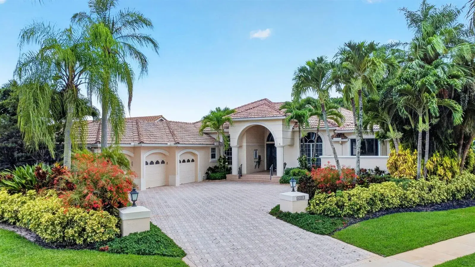 4 bedroom 4 bath for sale at 4936 Exeter Estate Lane, Lake Worth FL 33449