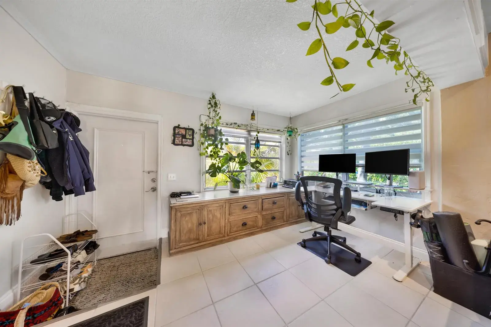 2326 Harding Street # 2326, Hollywood FL 33020