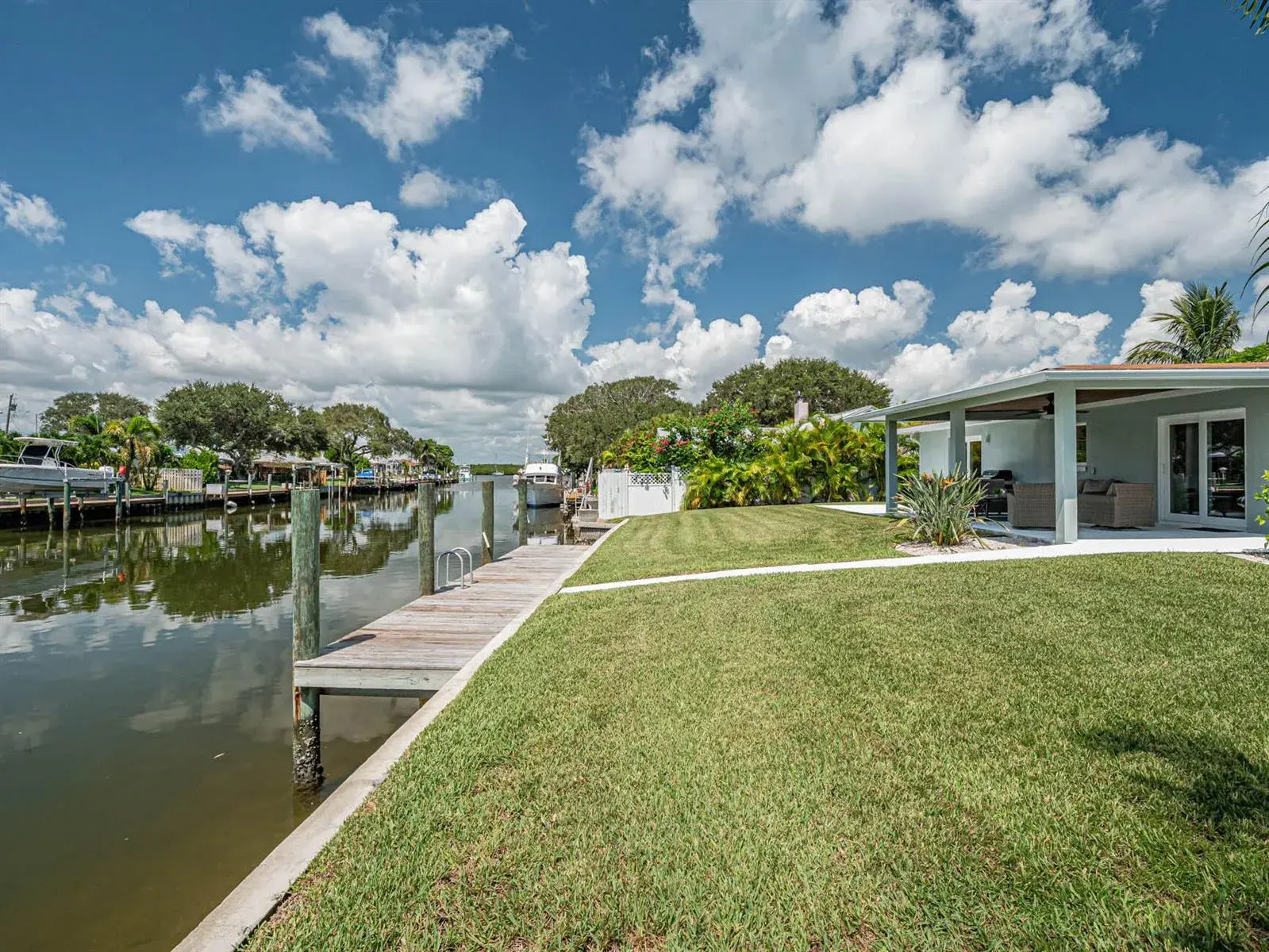 255 Marina Drive, Fort Pierce FL 34949