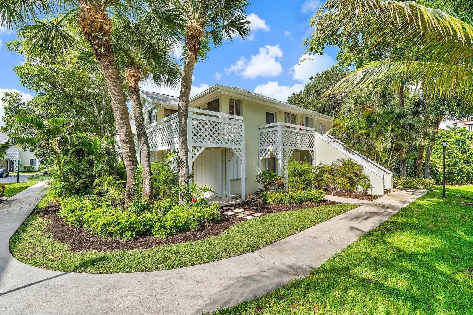 353 S Us Hwy 1 # B8, Jupiter FL 33477