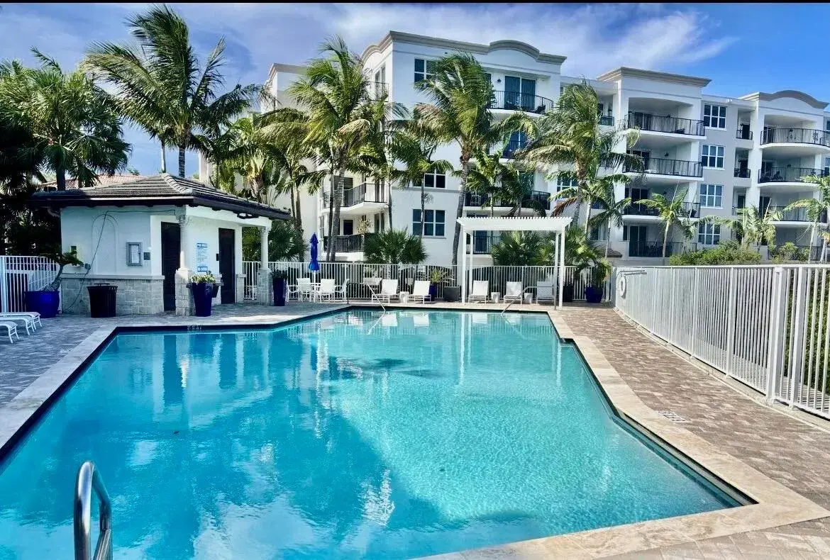 621 Windward Circle S, Boynton Beach FL 33435