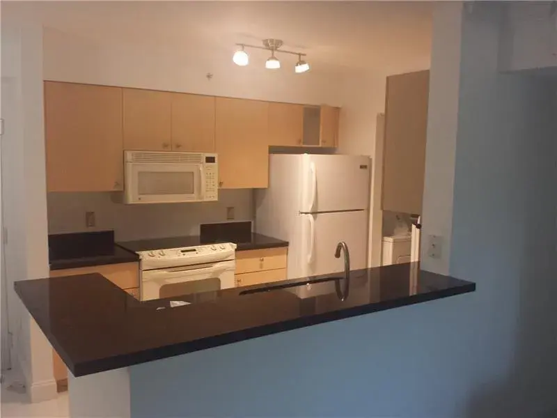 2 bedroom 1 bath for rent at 2451 E Centergate Drive # 208, Miramar FL 33025